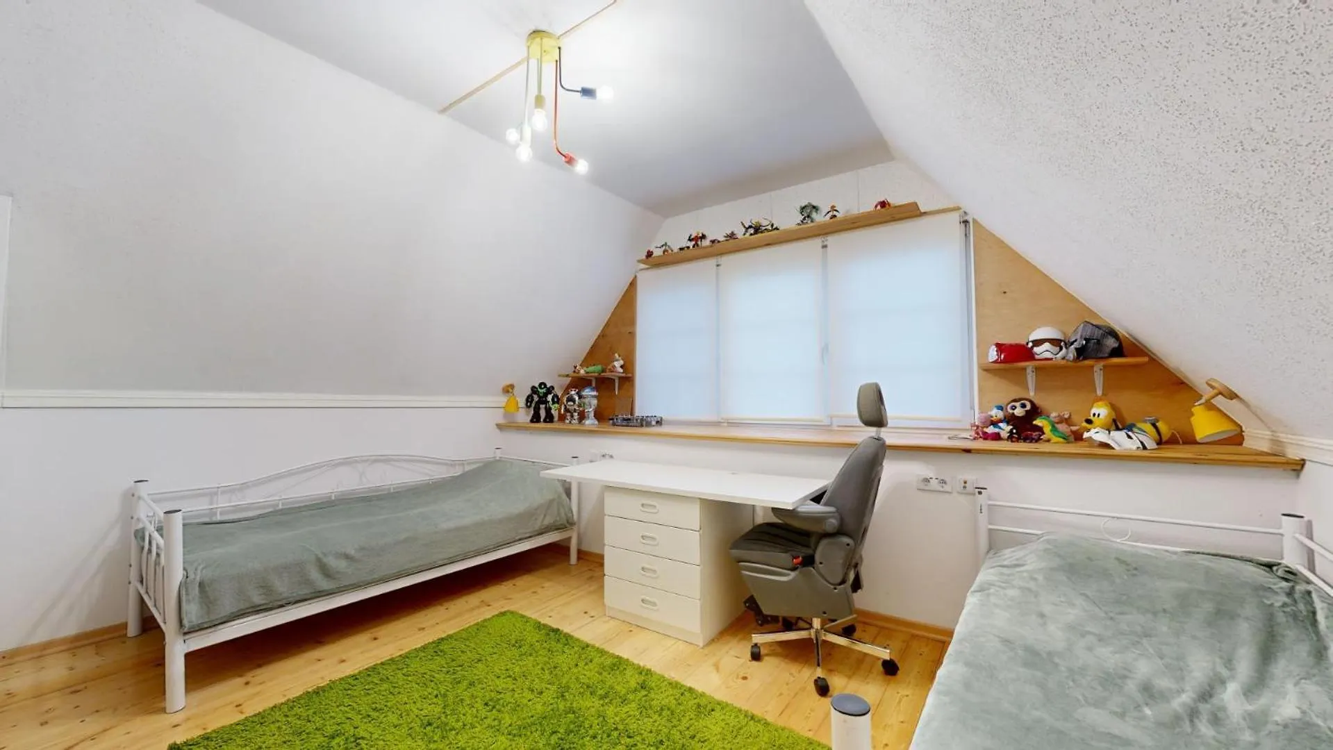 Family Villa In Prag